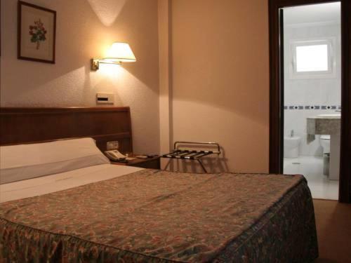 Hostal Gran Via Levante 托雷维耶哈 客房 照片